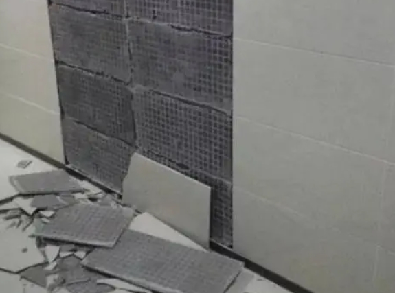 宣化瓷砖空鼓维修公司分享下宣化墙砖松动维修的知识